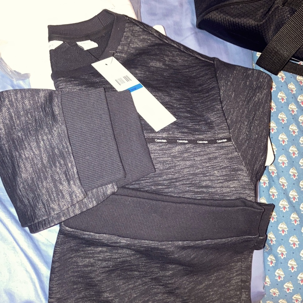 Black crewneck sweatshirt